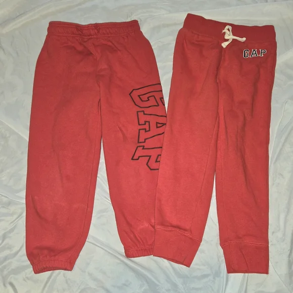 GAP Kids Boys Red Sweatpants & Joggers Set 2 Pair - Picture 3 of 3